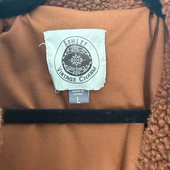 Ashley By 26 International Tan Sherpa Jacket - Picture 2 of 4